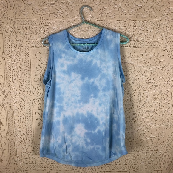 Time and Tru Tops - Blue tye dye muscle tank [used]